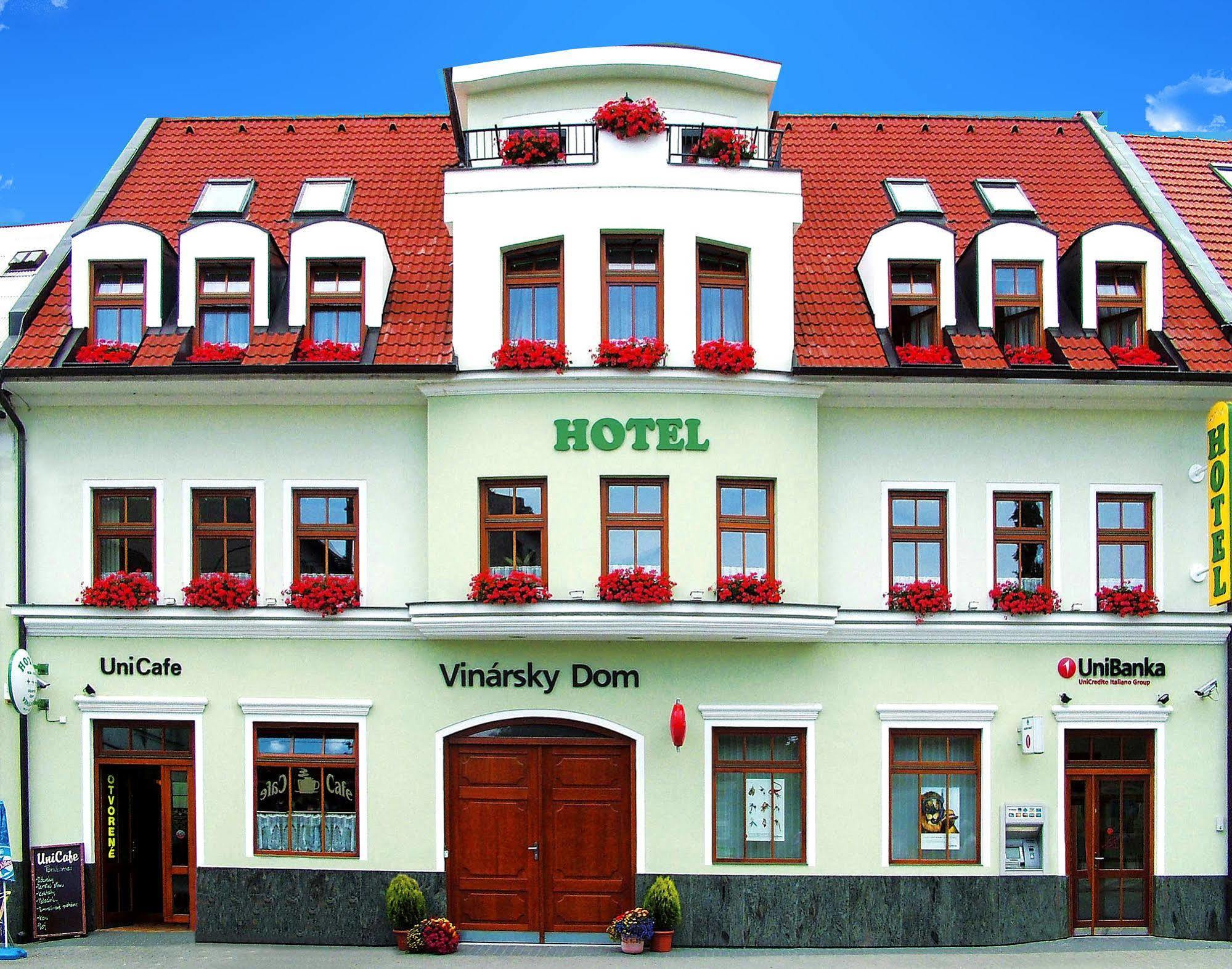 Hotel Vinarsky Dom Pezinok Exterior foto